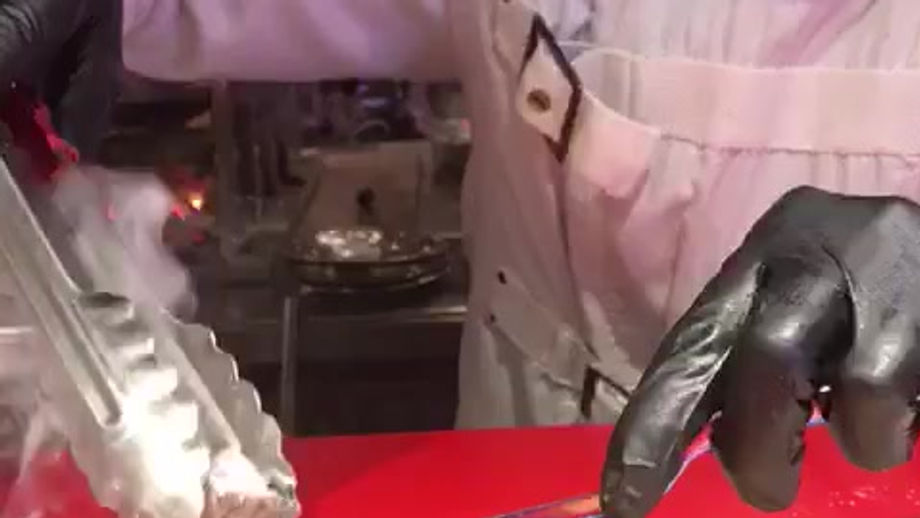 Proceso de elaboracion de las croquetas de la Pedroche .